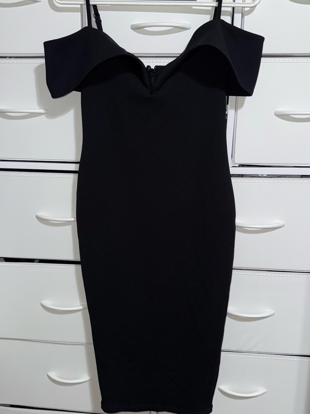 Nookie Black Off-Shoulder Midi Dress Size Medium Like New